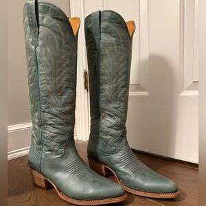 Brand new Tecovas Sagebrush Abby